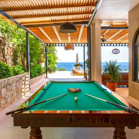Guney Villa