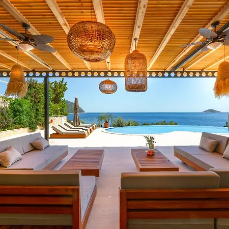 Villa Guney *