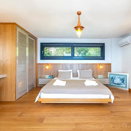 Guney Вилла Каш